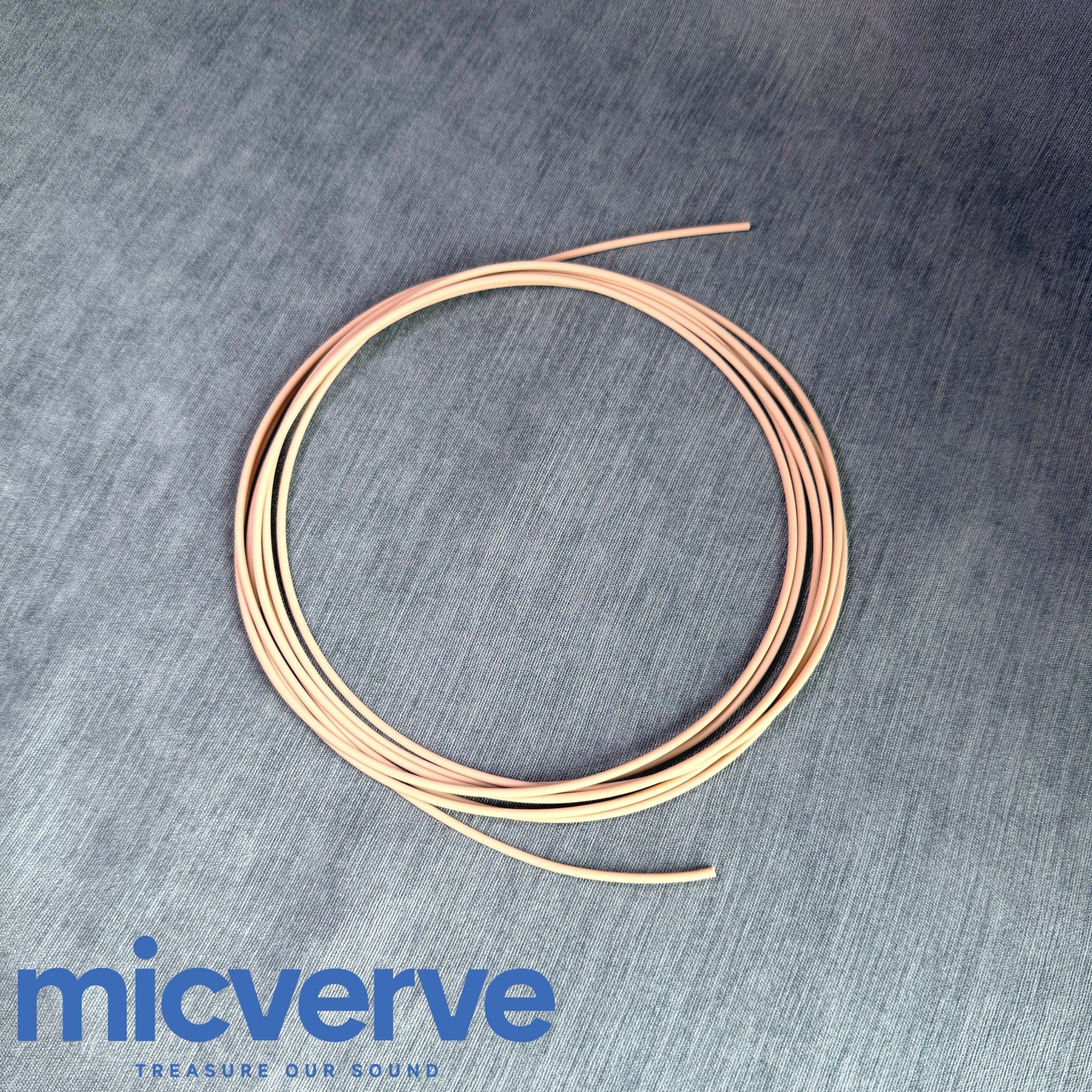 Micverve VK102 Miniatur Mic Cable Beige Ø 2.3mm Dual-Core Shielded Tensile Fiber Soft Skin-Friendly Hypoallergenic
