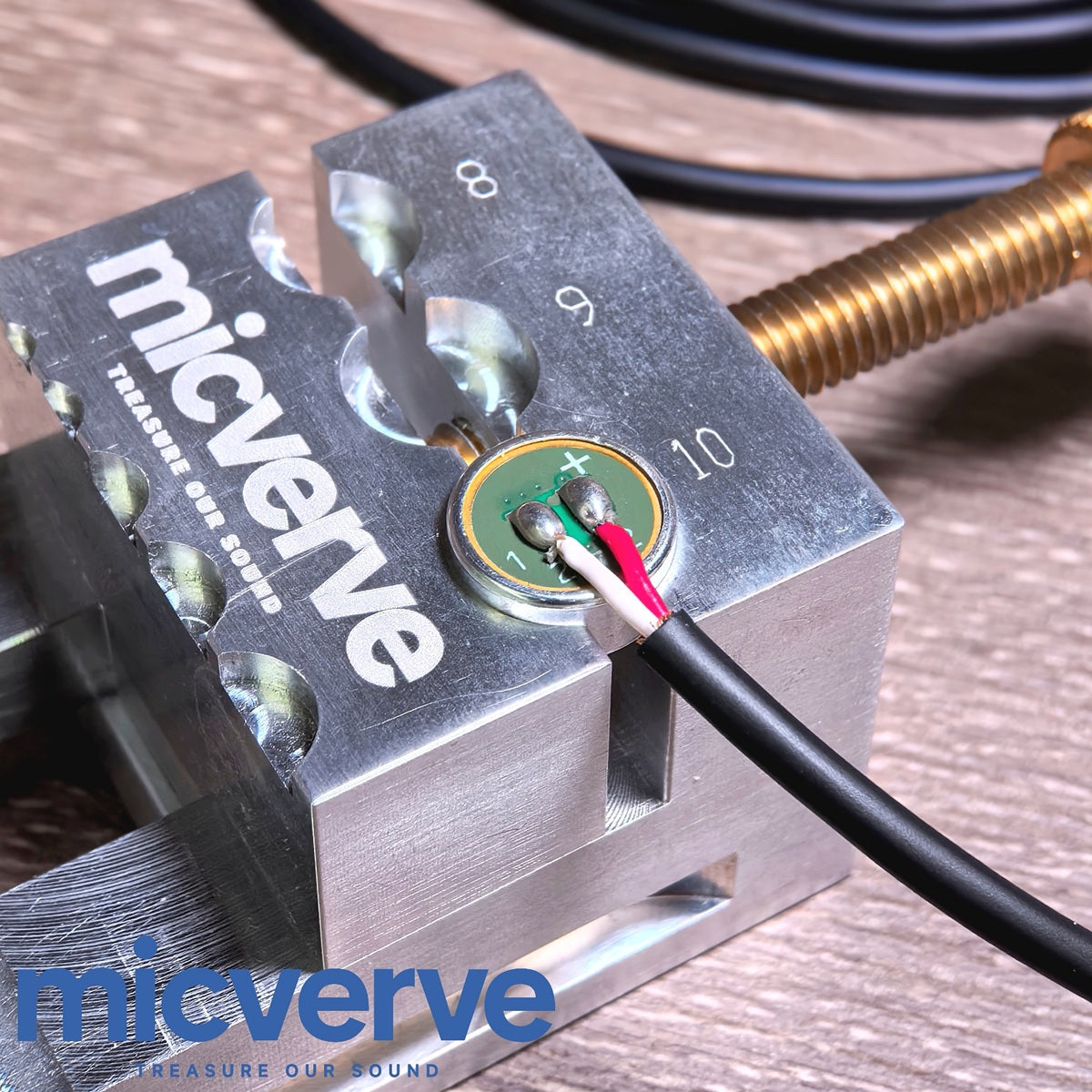 EM272Z1 pre-wired cable version